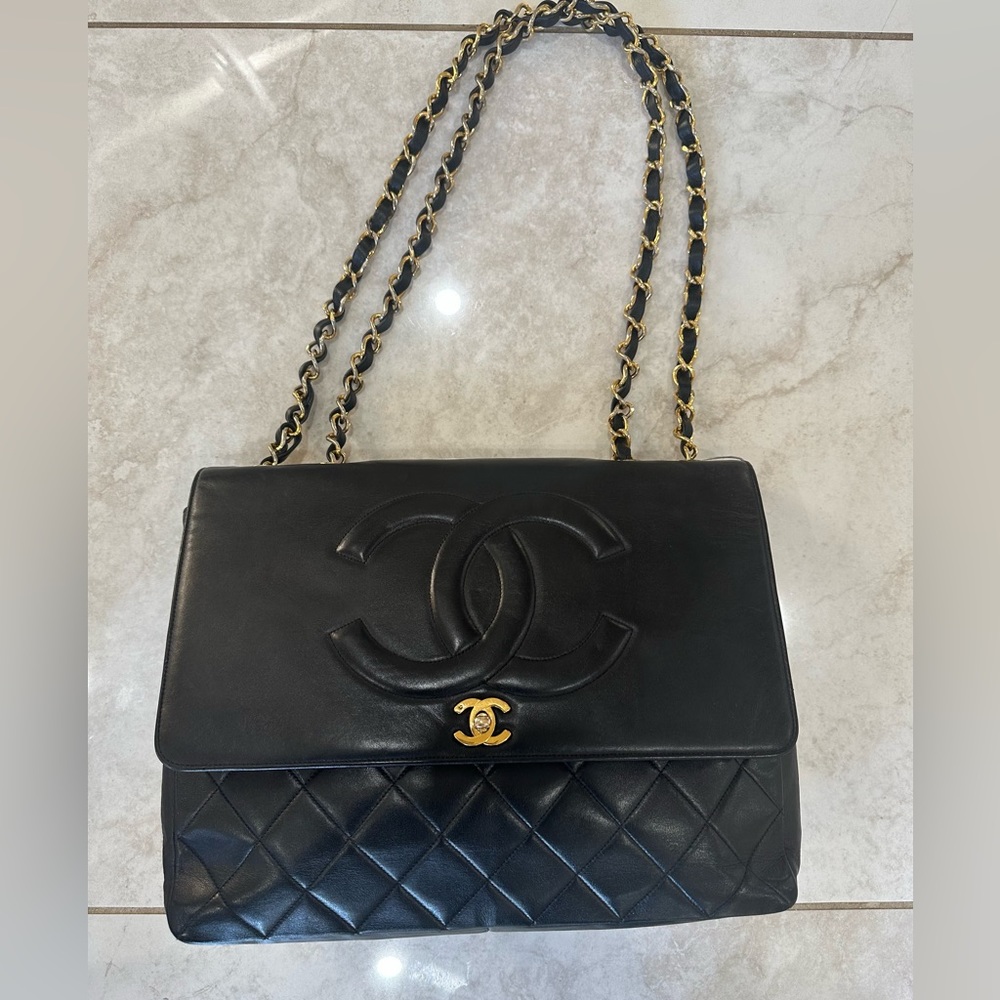 Vintage Jumbo Chanel Flap Large 24k CC (RARE) 💯 Authentic